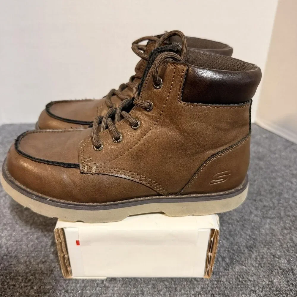 Skechers Boots Youth Size 1.5 Brown Chukka Lace Up Casual Walking 405671L